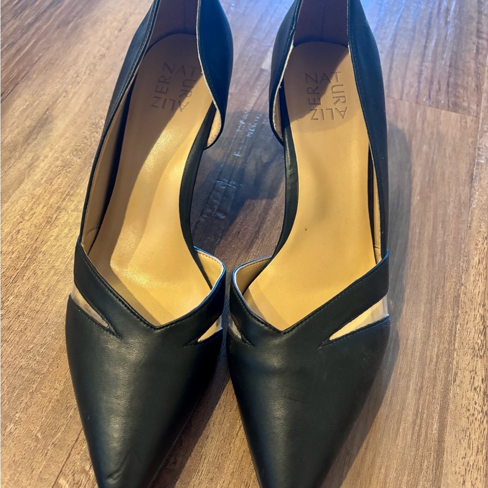 Naturalizer Black Pointed Toe Heels